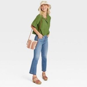 NWT Universal Thread High-rise Ankle Bootcut Med Wash Jeans Frayed Hem Sz 17 Reg
